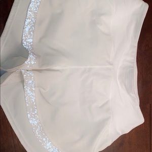 Lulu lemon size 4 high rise shorts